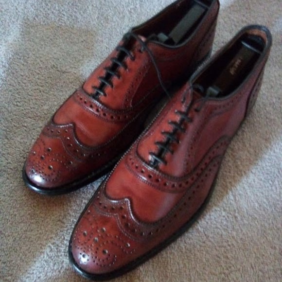 Allen Edmonds Dark Chili Men's Classic McAllister Wingtip Oxford sz 8.5 - Picture 1 of 15
